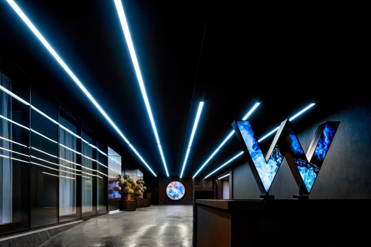 W Toronto Hotel Exterior photo